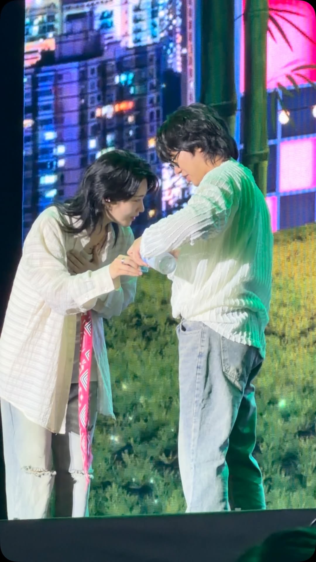 @band.vault이 올린 터치드 TOUCHED 태그 게시물