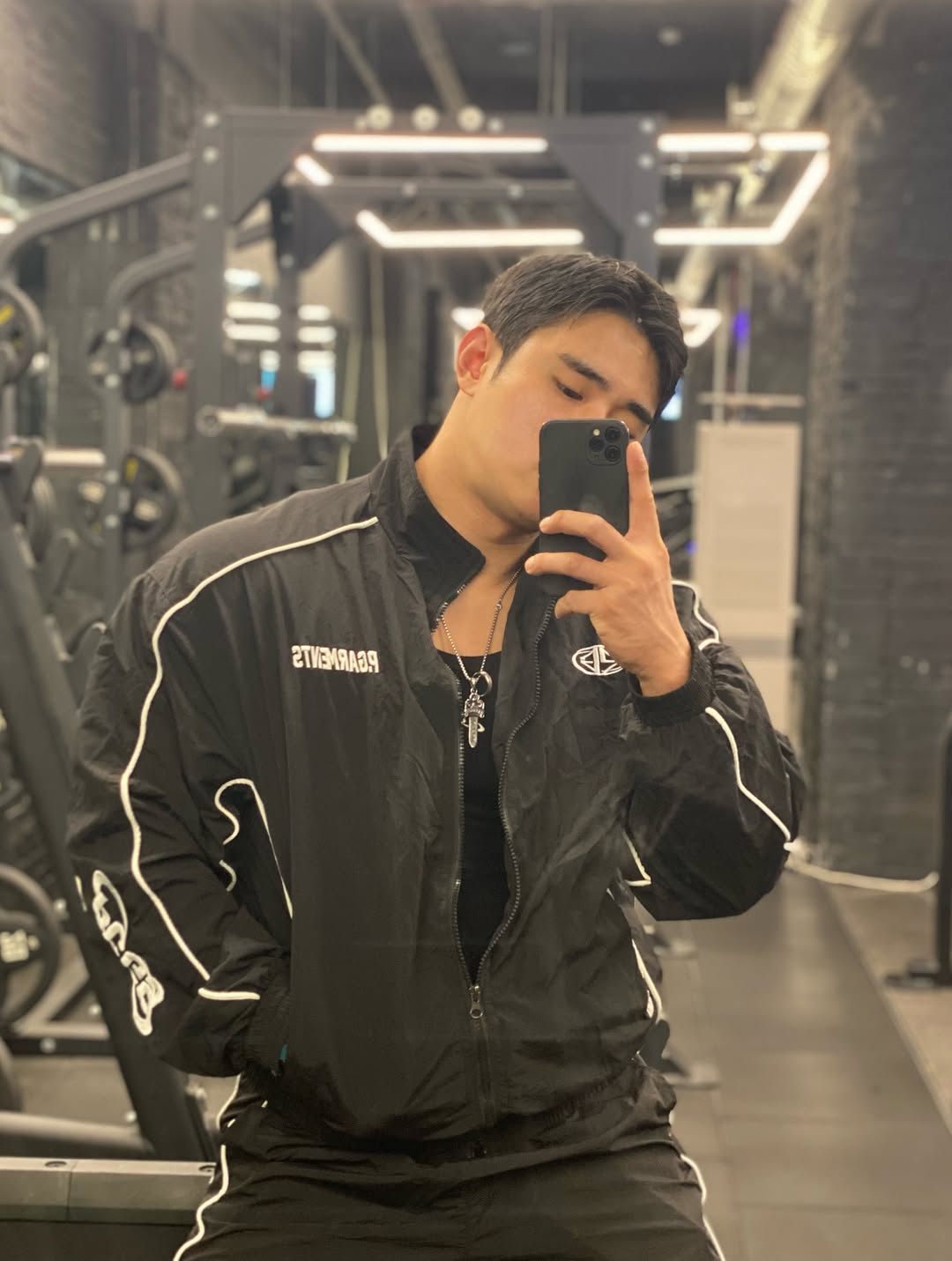 @jyunn_____이 올린 피지컬가먼츠 태그 게시물