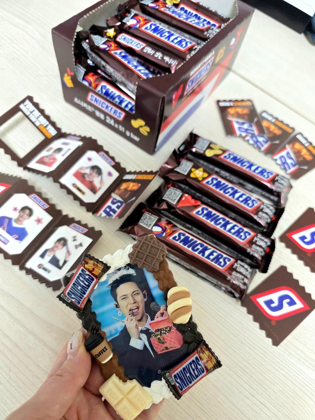 @mingkki.0406이 올린 SNICKERS KOREA 태그 게시물