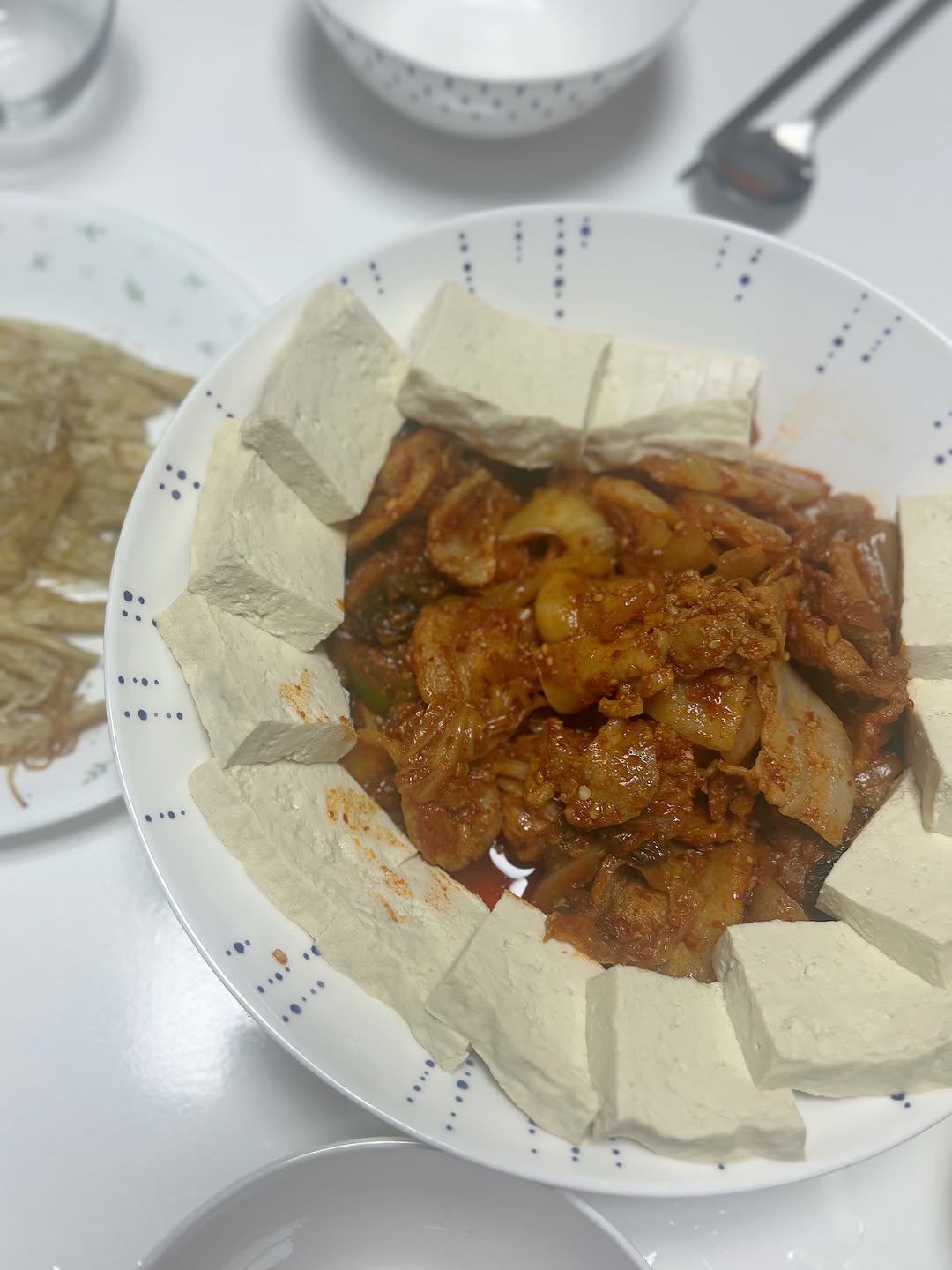 미소찬한돈 광고 소재
