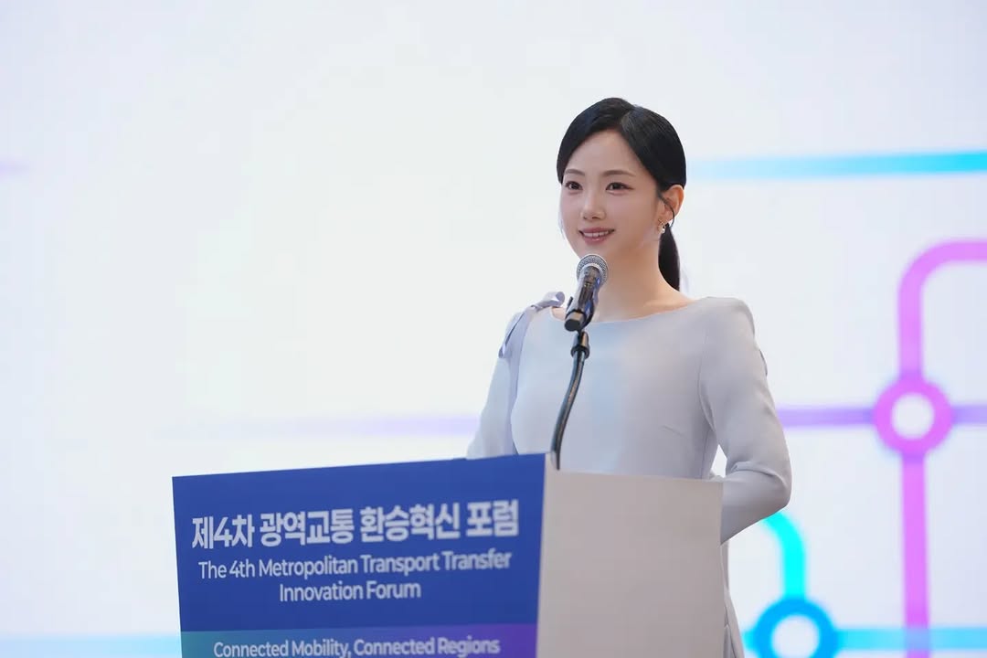 @sarah.rhee이 올린 이바나헬싱키 태그 게시물