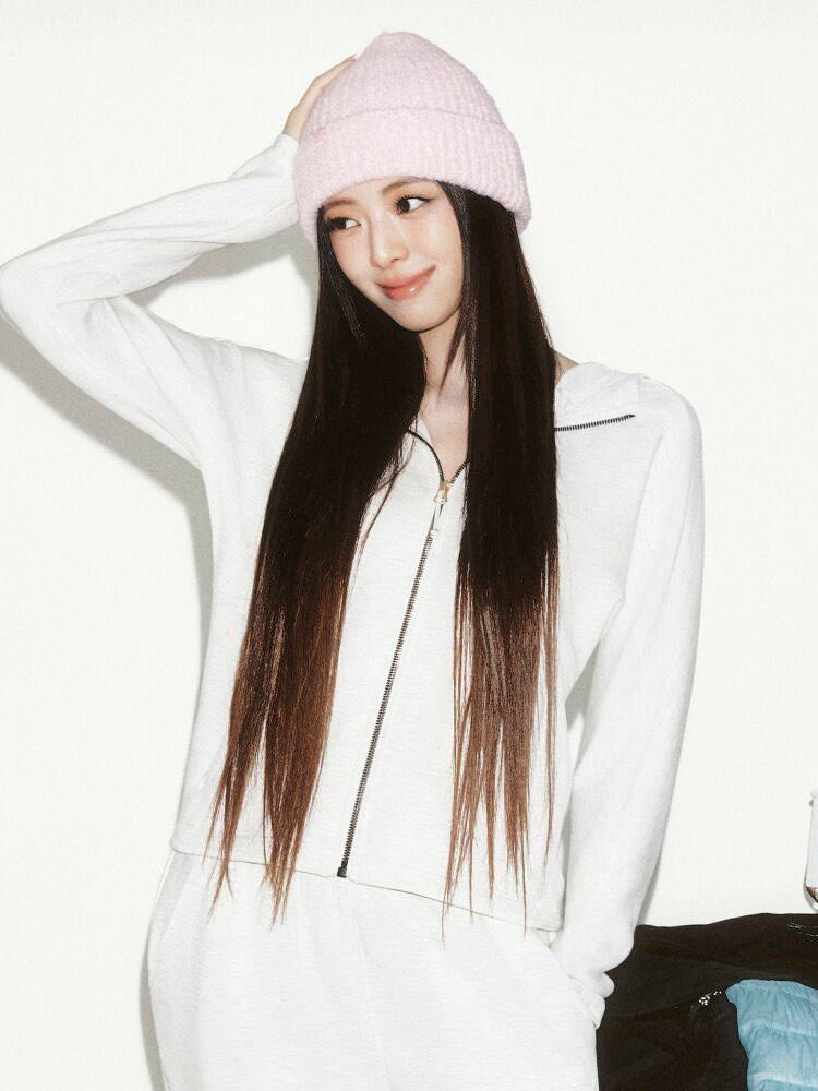 @itzey.yunaaaa이 올린 다이나핏 코리아 태그 게시물