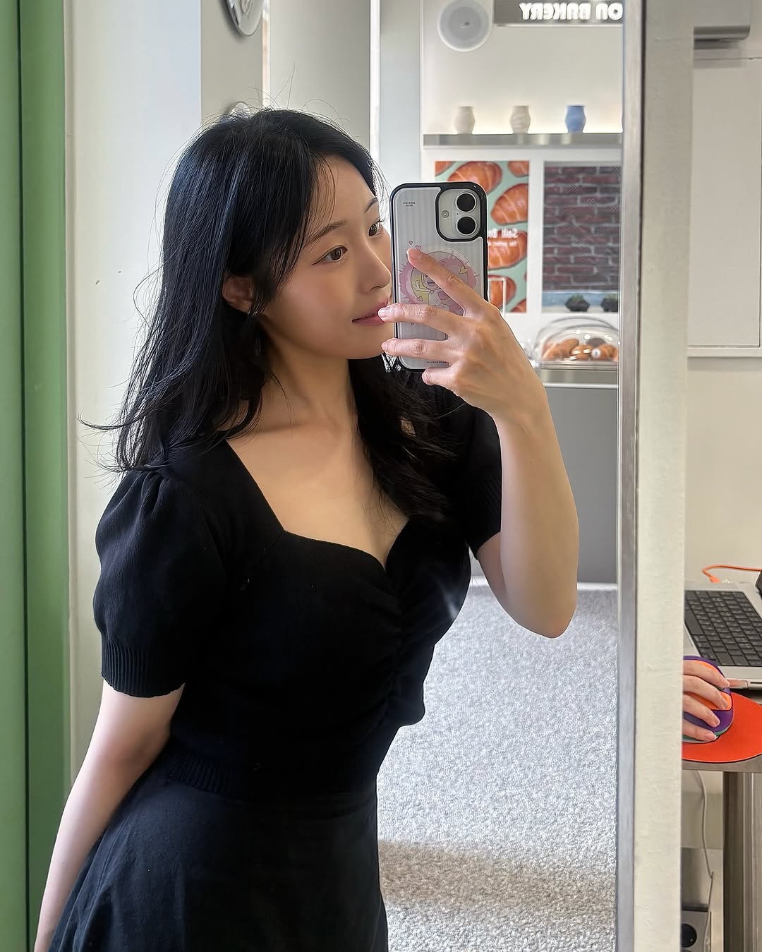 @look_0.0hzz이 올린 YEEL 태그 게시물