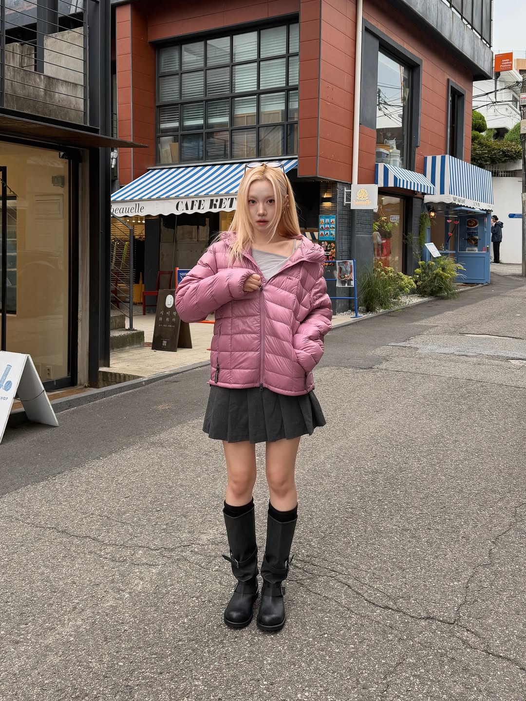@sylvia.ahn이 올린 LMC. 태그 게시물