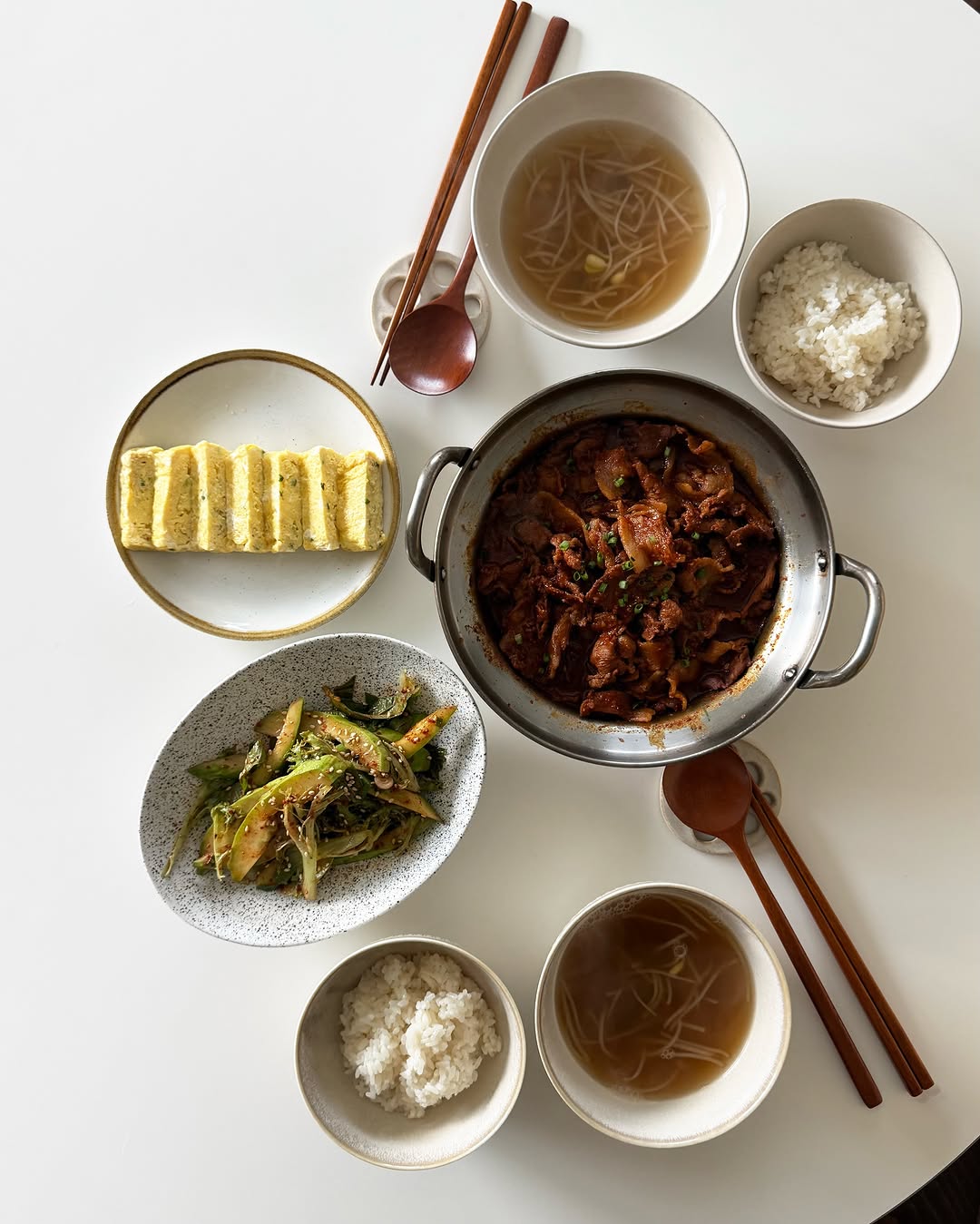 @michell_home이 올린 니콧 태그 게시물