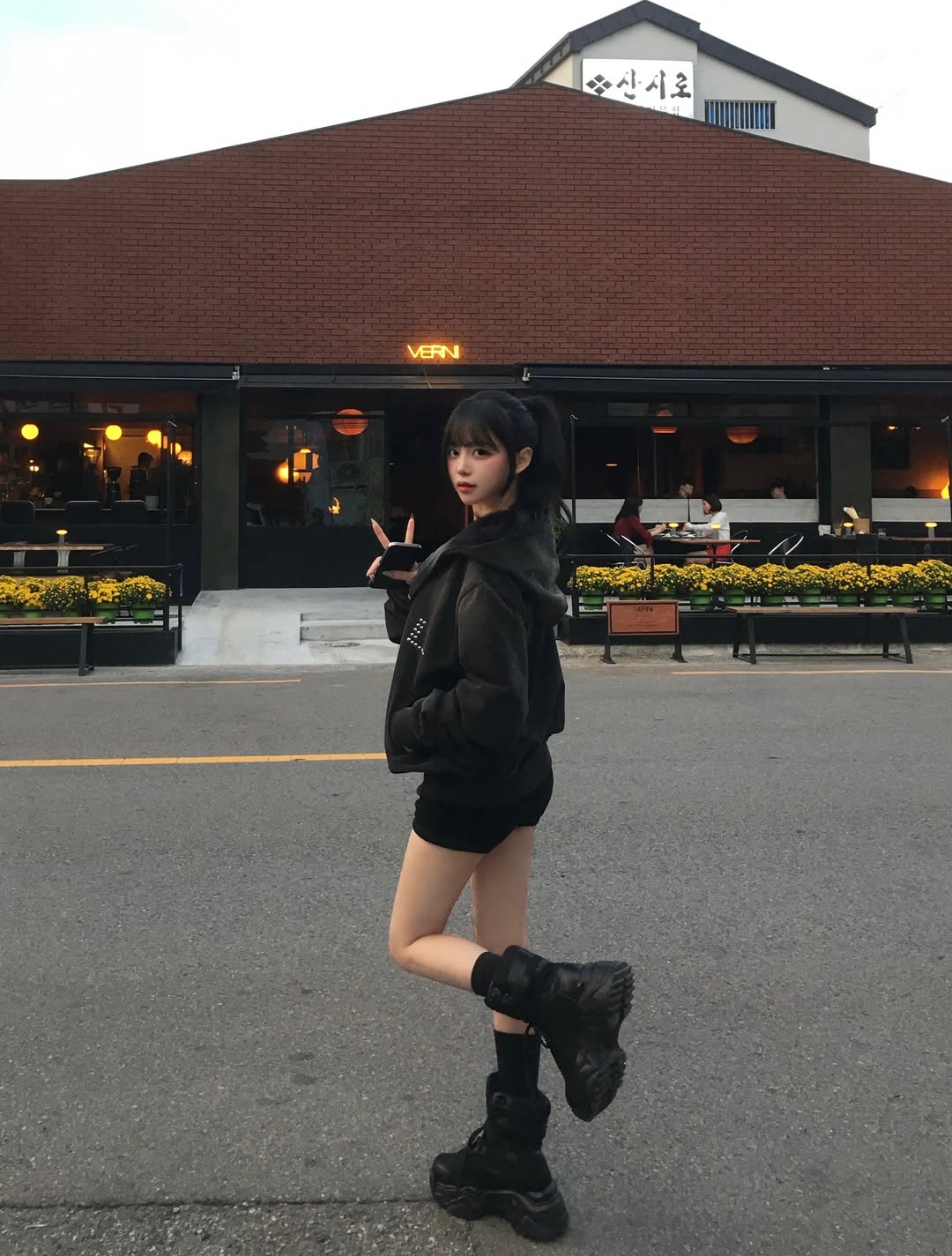 @o___jin.a_이 올린 YEEL 태그 게시물