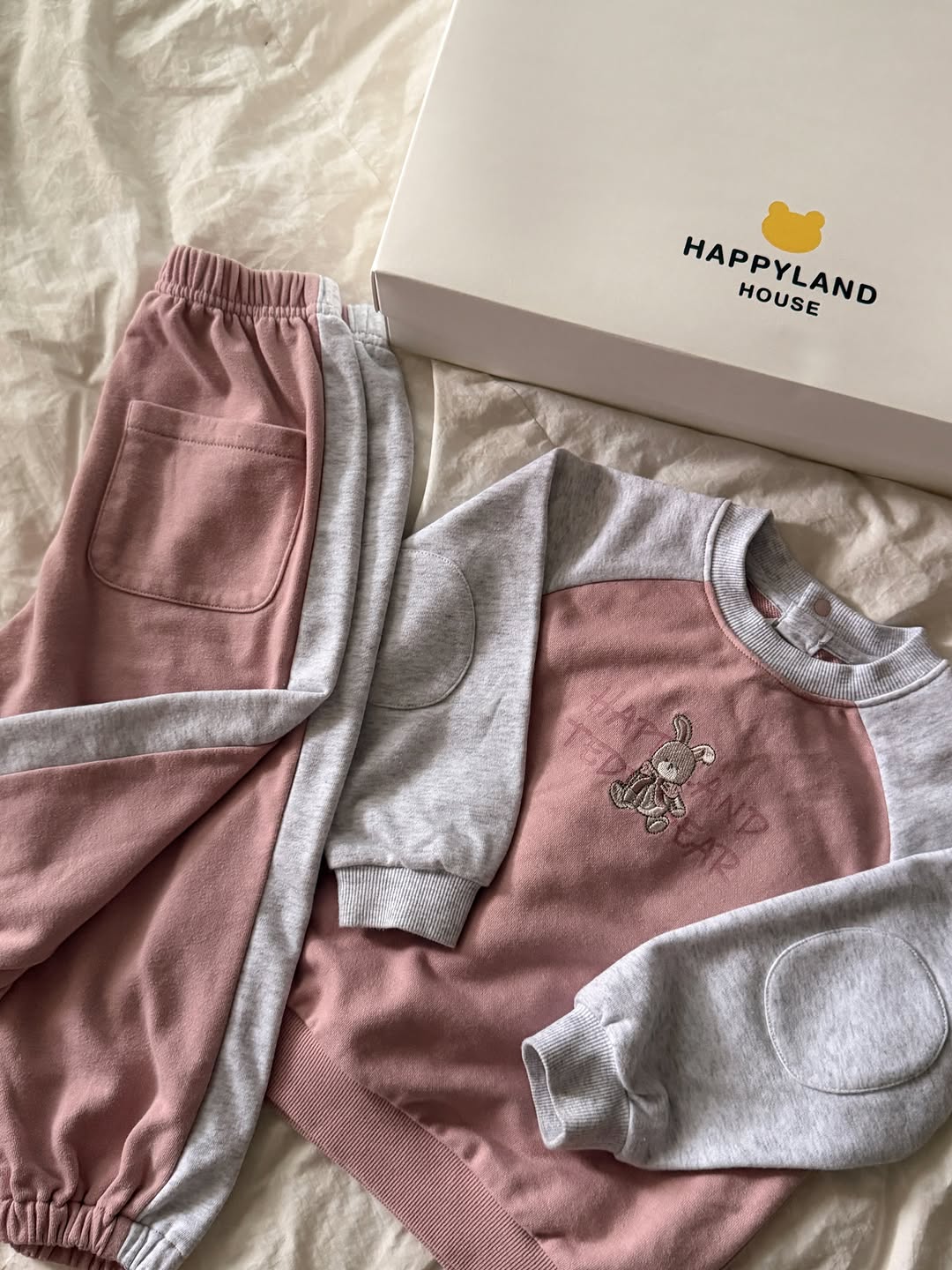@boramiu_home이 올린 해피랜드 태그 게시물