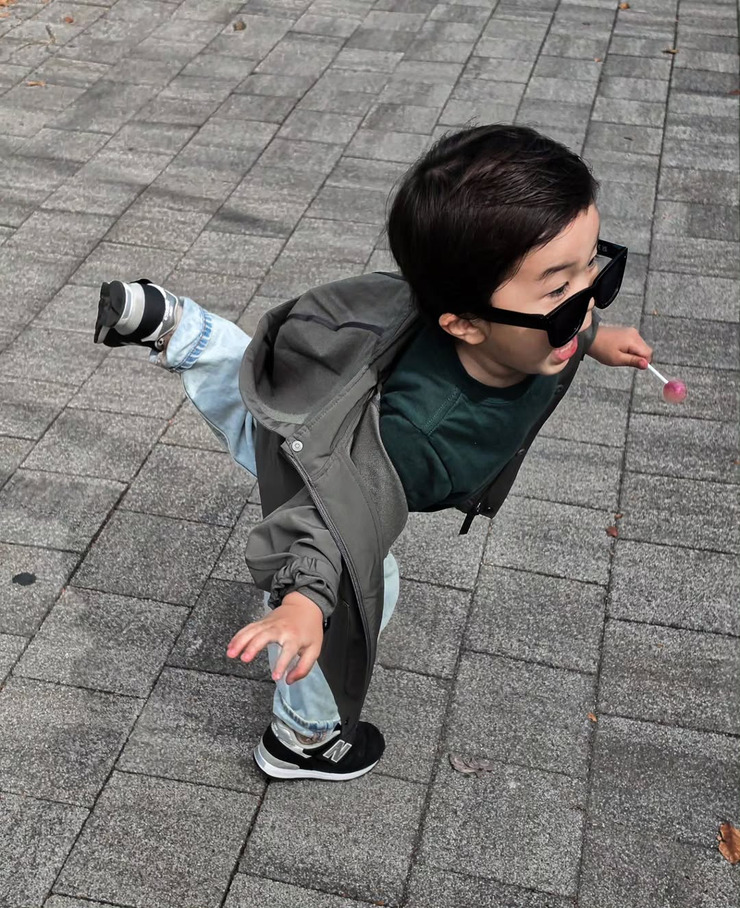 @s.hun2328이 올린 네파키즈 태그 게시물