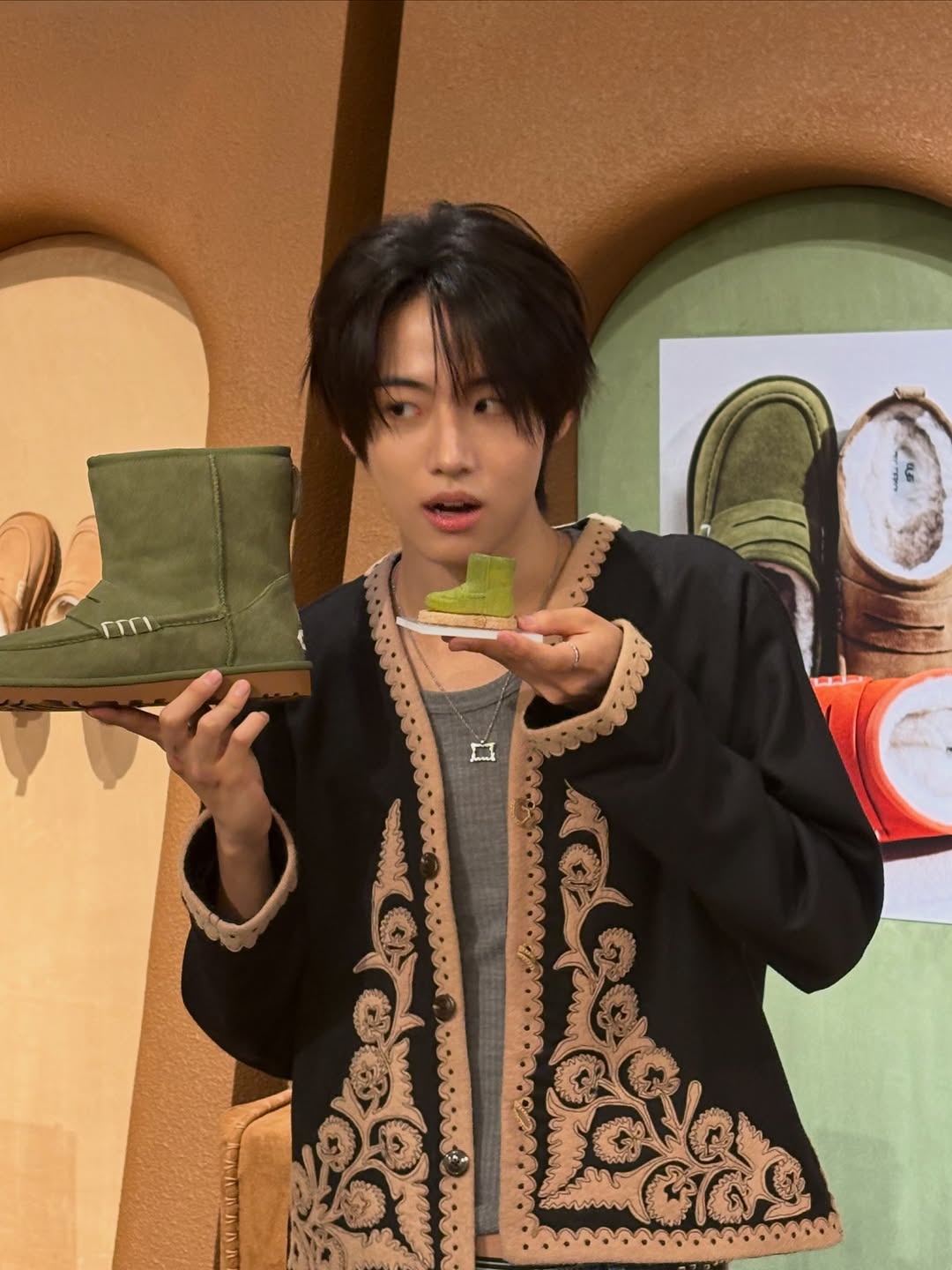 @hingmung이 올린 UGG 태그 게시물