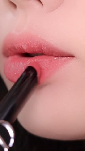 새미 (믕 𝙢𝙚𝙪𝙣𝙜) 인스타그램 대표 콘텐츠 2